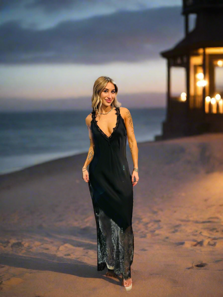 Blain Black silk and lace slip dress Black / L / Adults