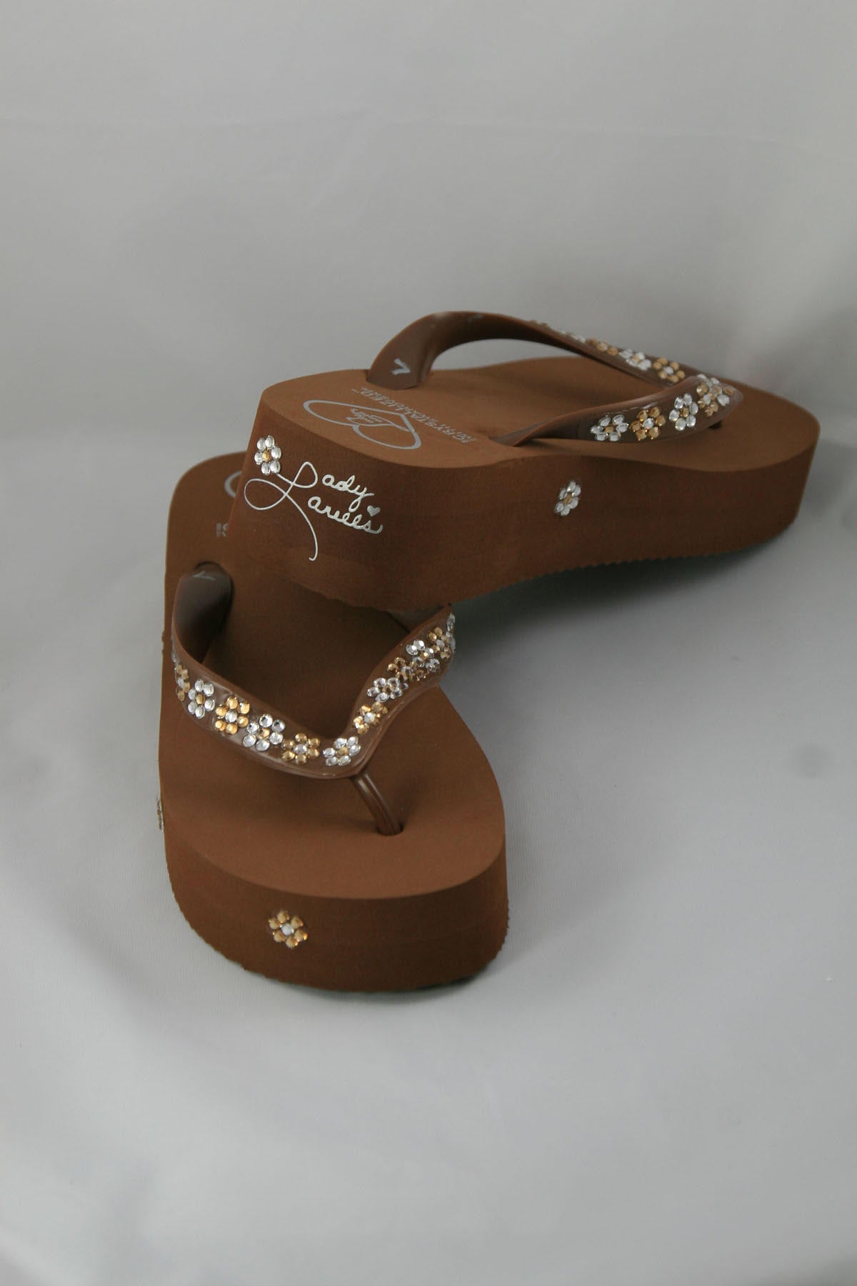 High Night Sandal in Camel with light colorado and smoke flowers